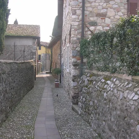 Arco Antico Konukevi *