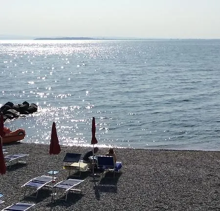 Konukevi Arco Antico Padenghe sul Garda